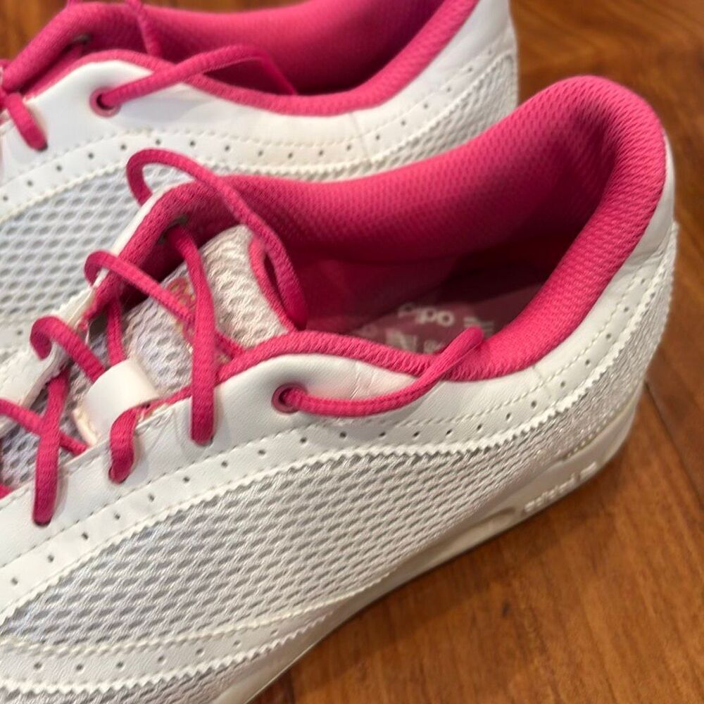 Adidas Women’s Golf Shoes White Pink Spikeless Golf Sneakers Size 8.5 - Picture 9 of 14